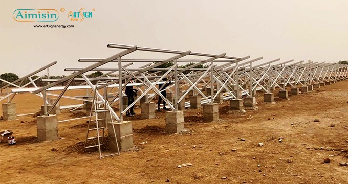 マリの210KWアルミニウム地上設置型太陽光発電構造