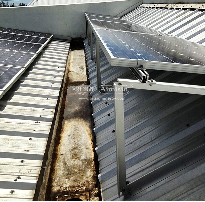 Metal roof mounting system