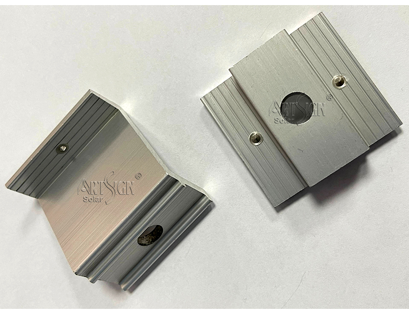 module clamps with grounding pins